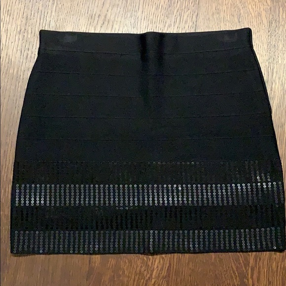 Guess Black bodycon skirt with sequins - Picture 1 of 2